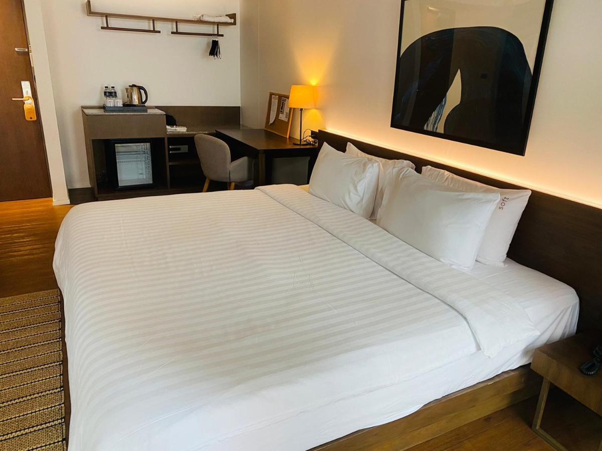 T2 Residence Sathorn Bangkok Luaran gambar