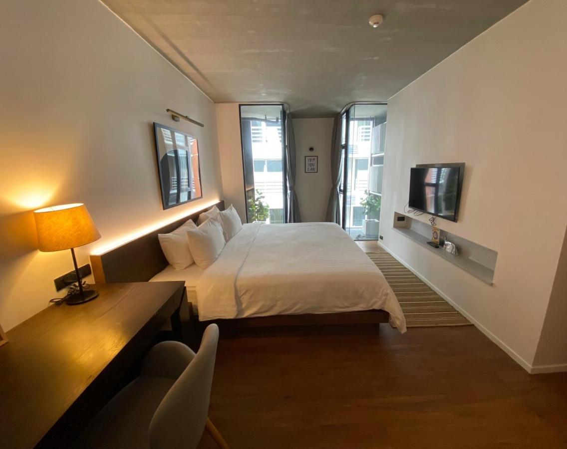 T2 Residence Sathorn Bangkok Luaran gambar