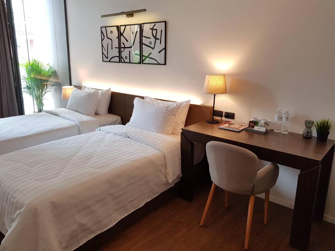 T2 Residence Sathorn Bangkok Luaran gambar