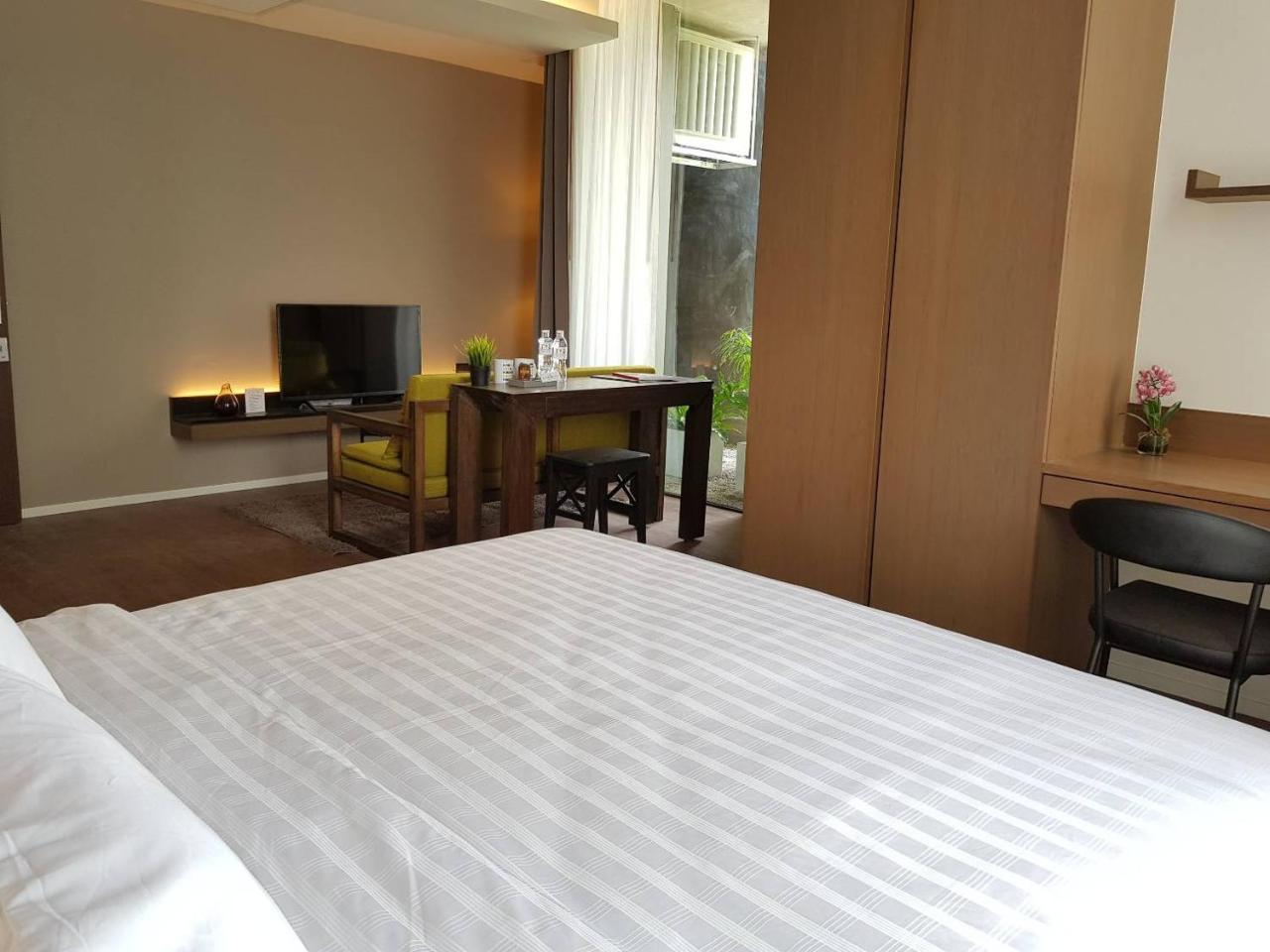 T2 Residence Sathorn Bangkok Luaran gambar