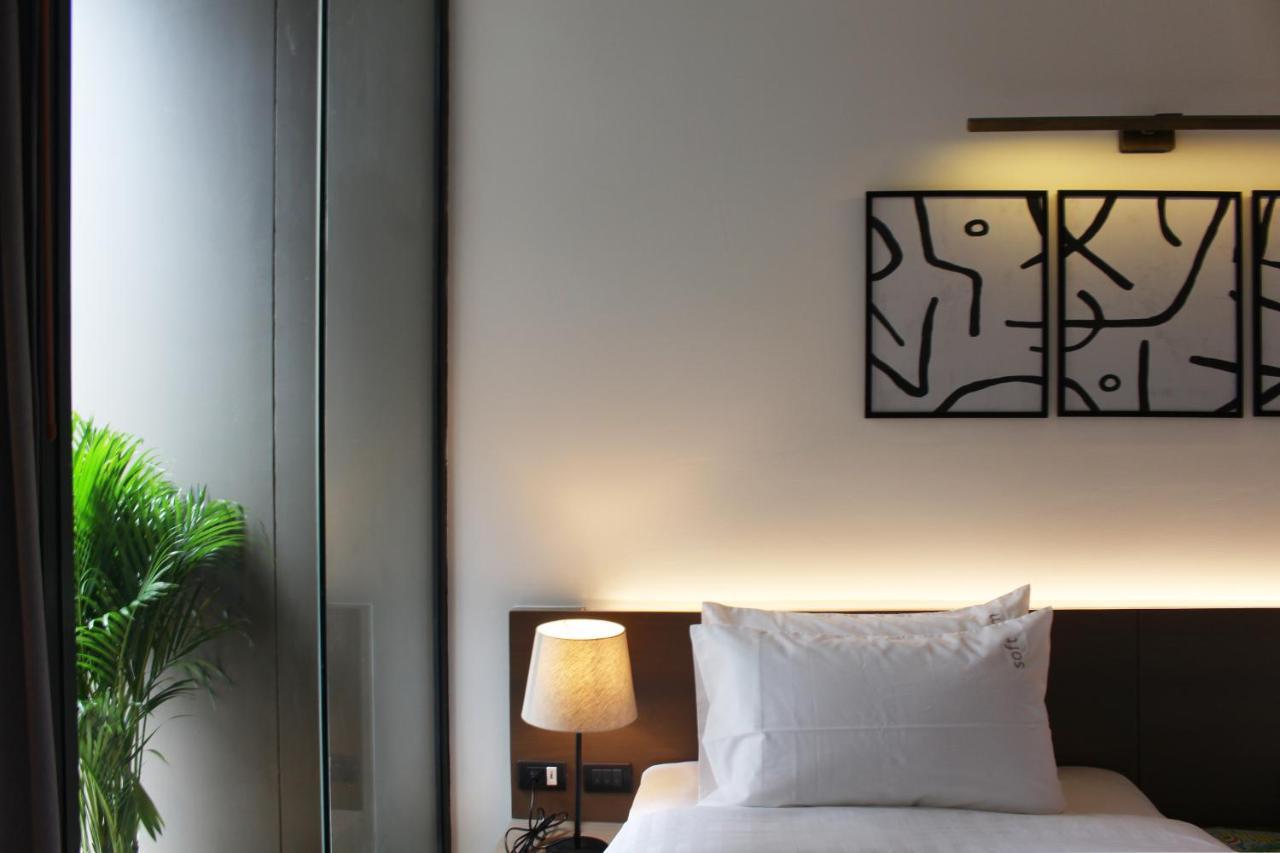 T2 Residence Sathorn Bangkok Luaran gambar