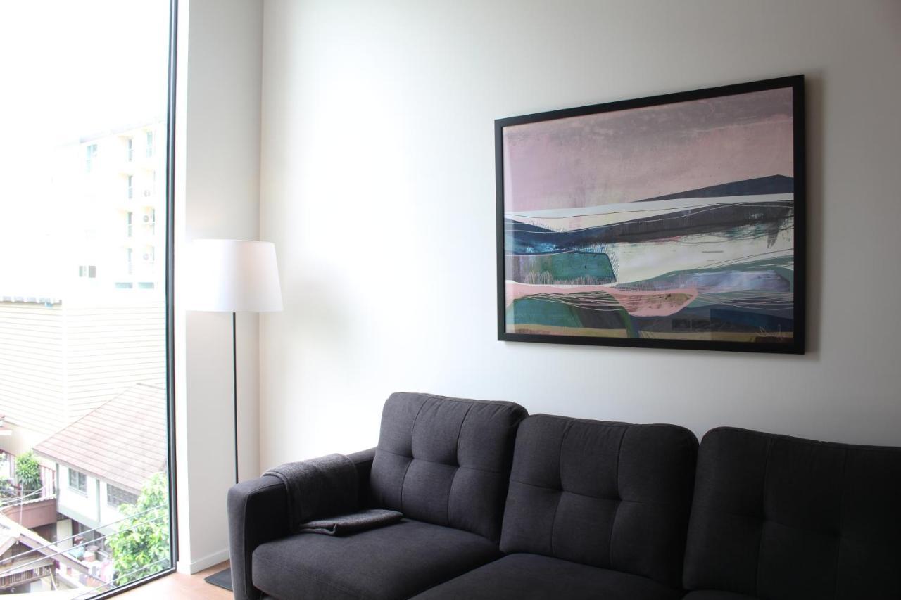 T2 Residence Sathorn Bangkok Luaran gambar