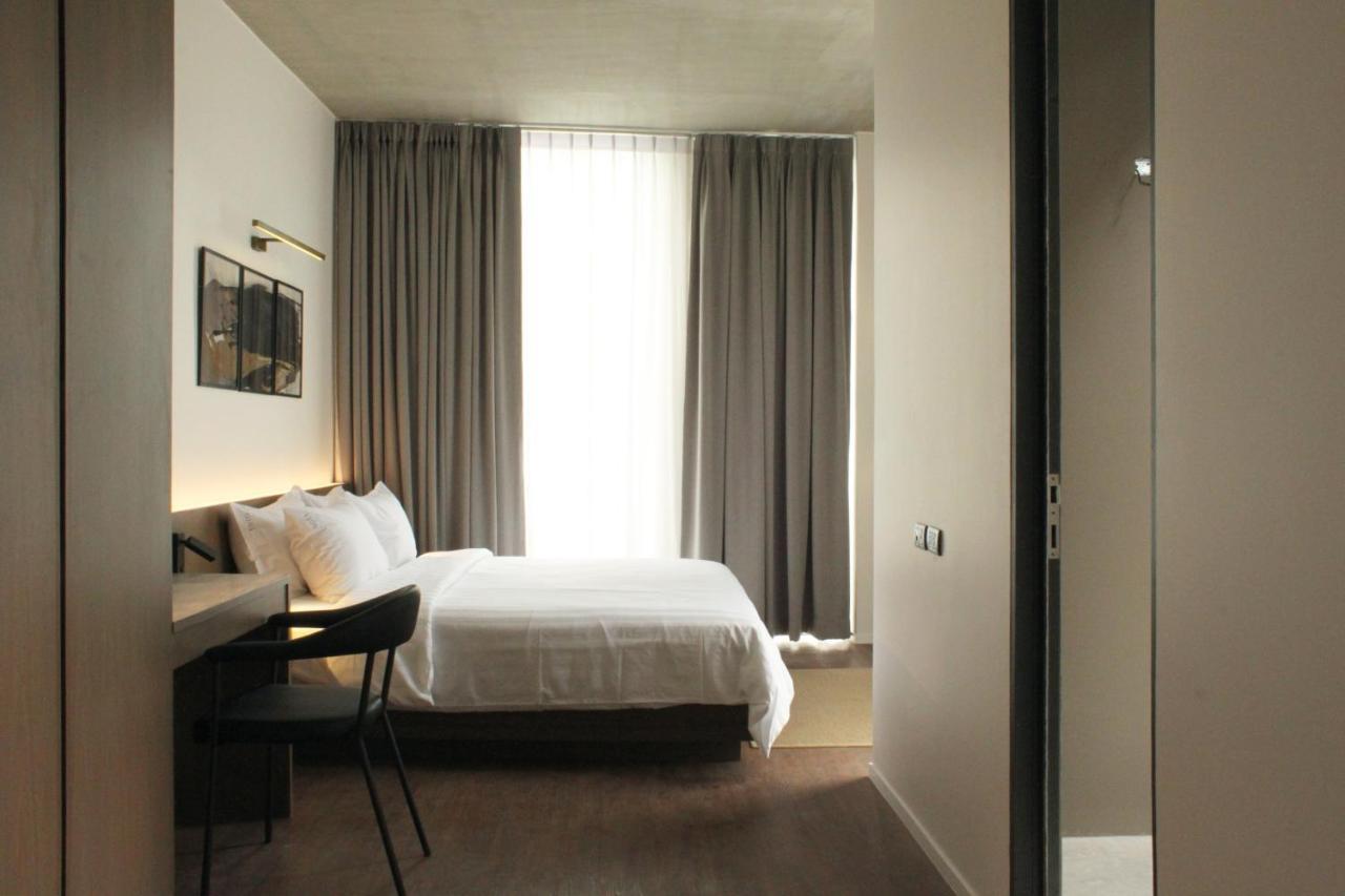 T2 Residence Sathorn Bangkok Luaran gambar