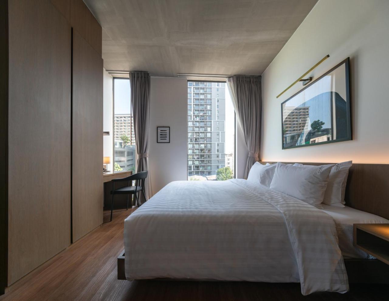 T2 Residence Sathorn Bangkok Luaran gambar
