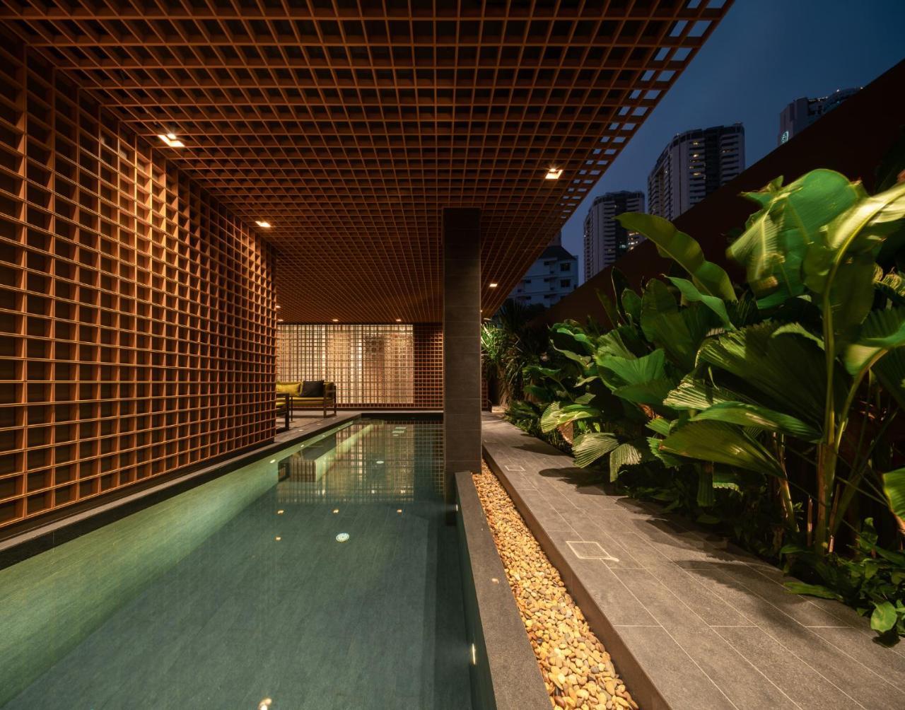 T2 Residence Sathorn Bangkok Luaran gambar